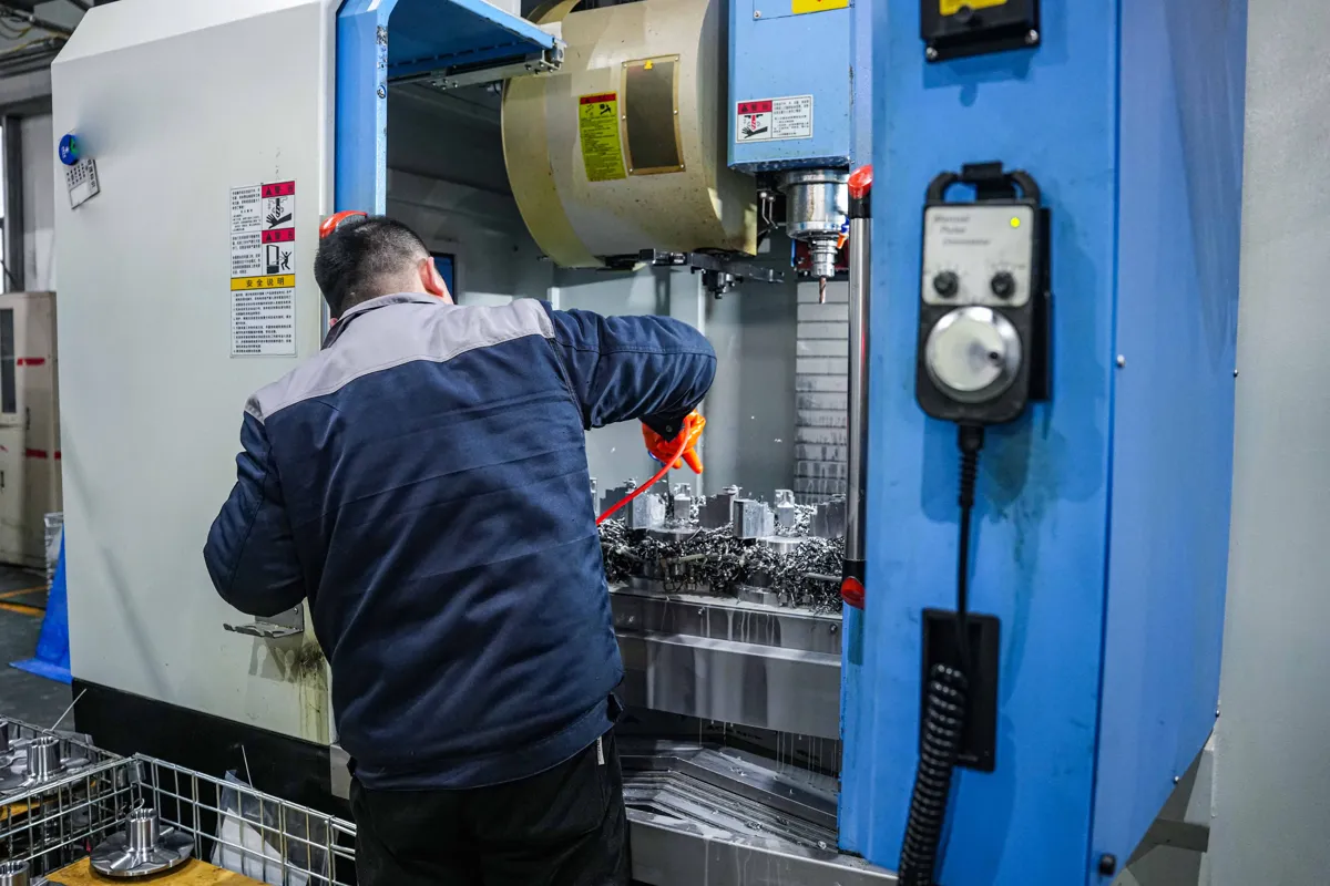 Bearing machining workstation